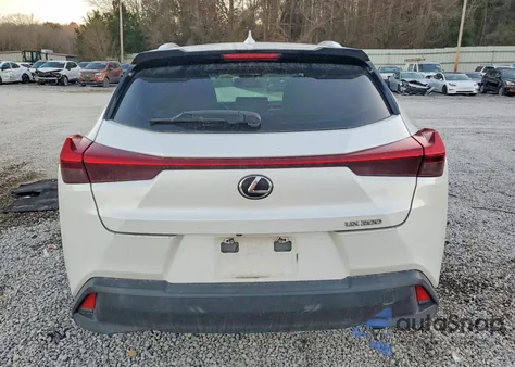 2019 Lexus Ux 200 z USA, uszkodzony, nr VIN JTHY3JBH5K2003940